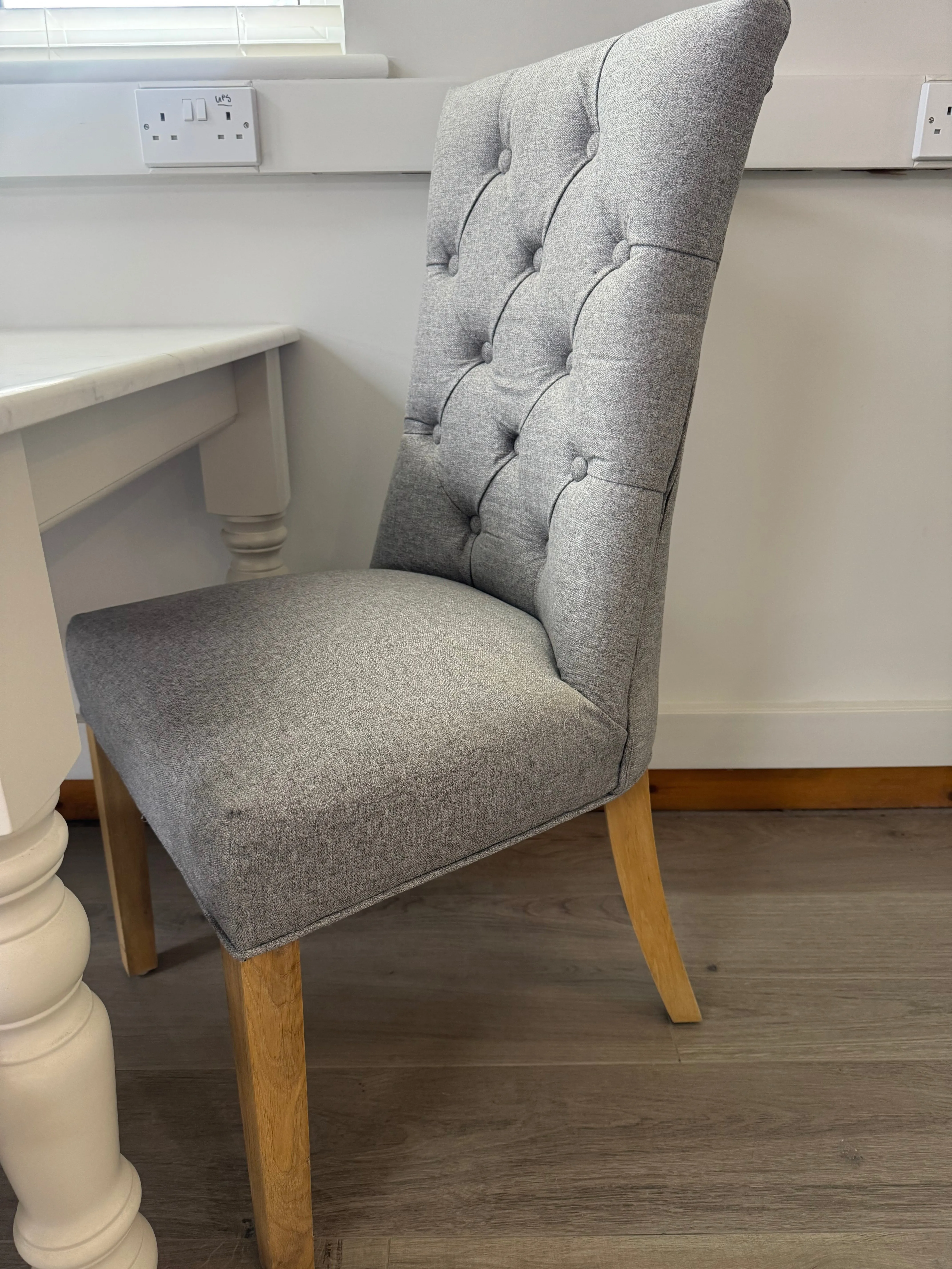 EX DISPLAY Quartz Dining Table with bench